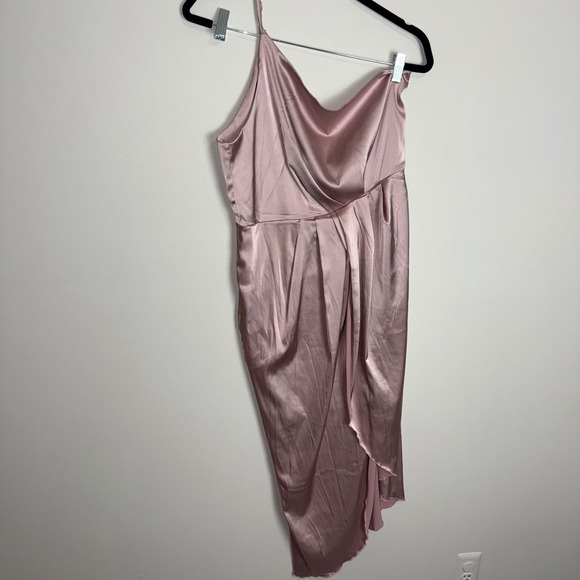 Rose Pink Elegant Satin One Shoulder Midi Dress Draped Asymmetrical Hem Size M - Picture 2 of 6